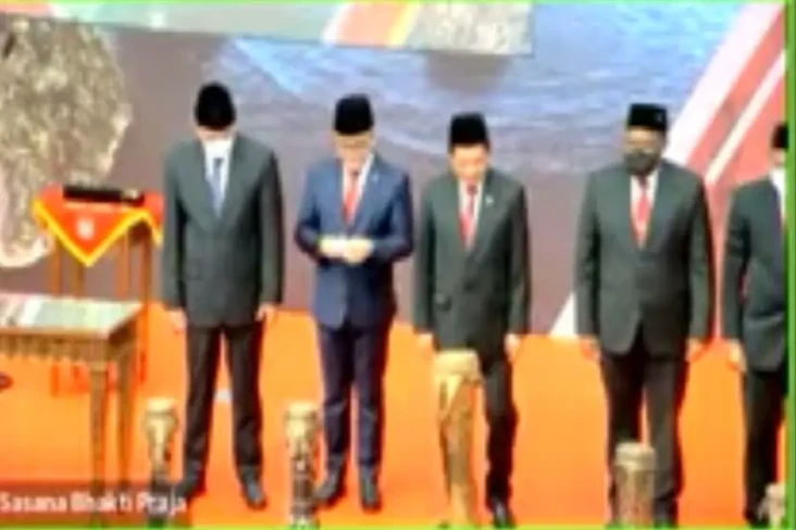 Mendagri Tito Karnavian...