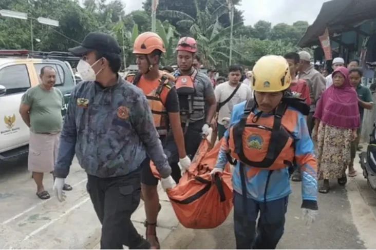 Bocah Hilang di Kali...