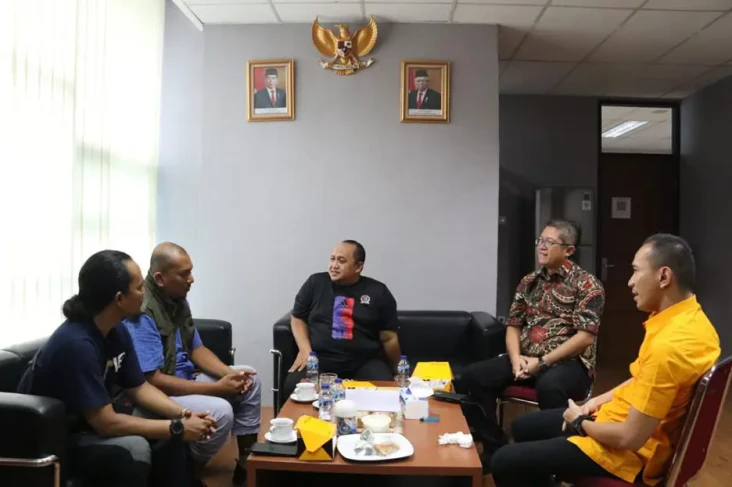 DPRD Kota Bogor Salurkan...