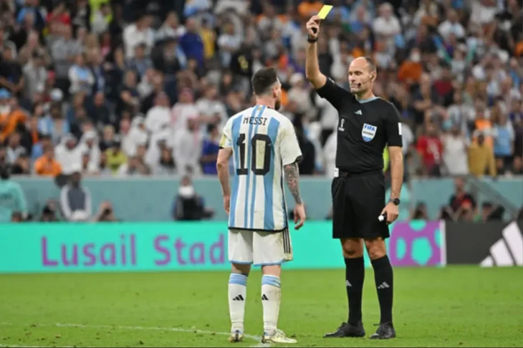 3 Alasan Lionel Messi...