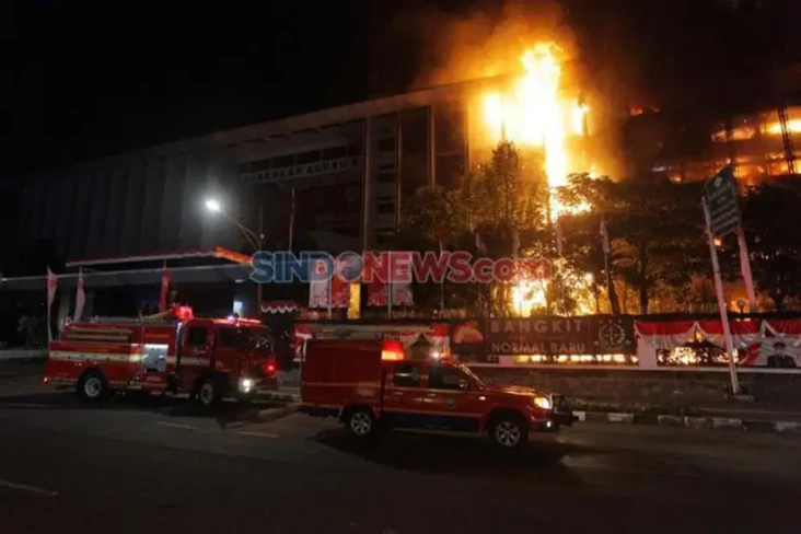 Gedung Perkantoran di...