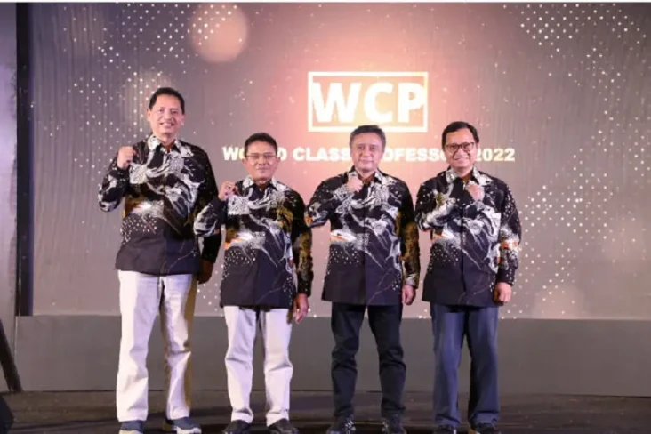 78 Profesor Kelas Dunia...