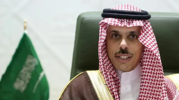 Menlu Arab Saudi: Semua...