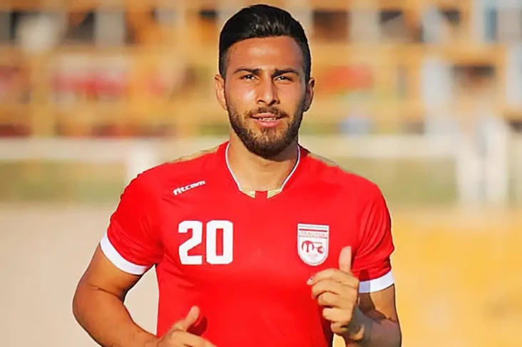 Amir Nasr-Azadani Terancam...