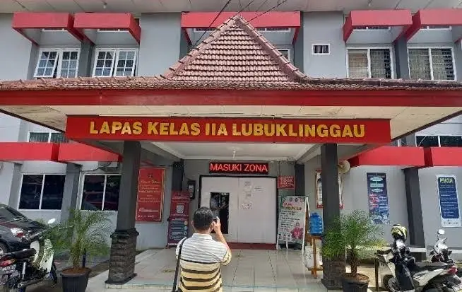 Terlalu! Ibu Ini Ajak...