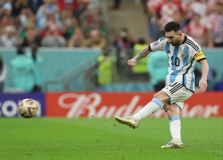 Argentina Tembus Final,...