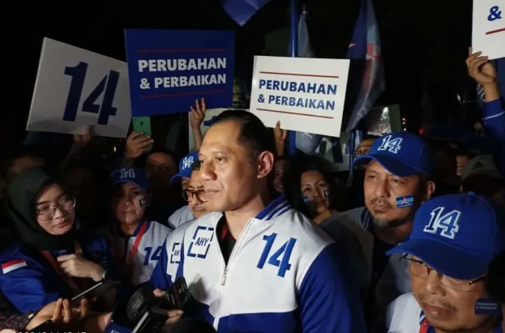 Demokrat Tetap Pakai...
