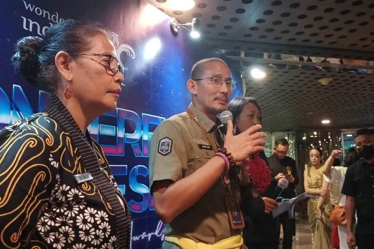 Sandiaga Ajak Masyarakat...