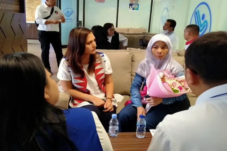 Kartini Perindo Sambut...
