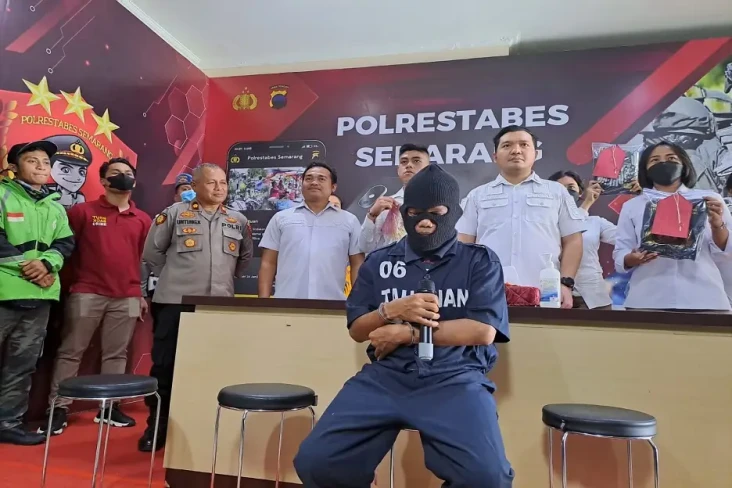 Begal Payudara di Semarang...