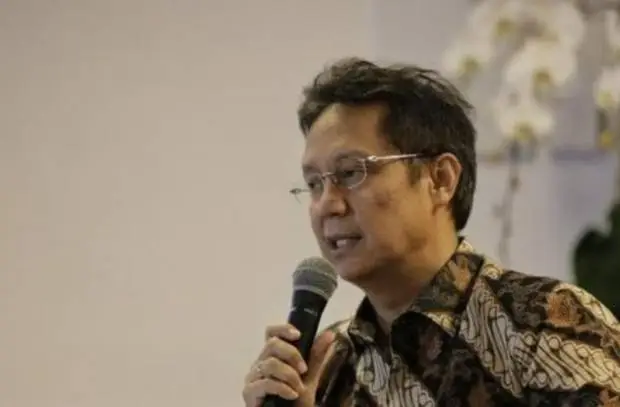 Menkes Budi Umumkan...