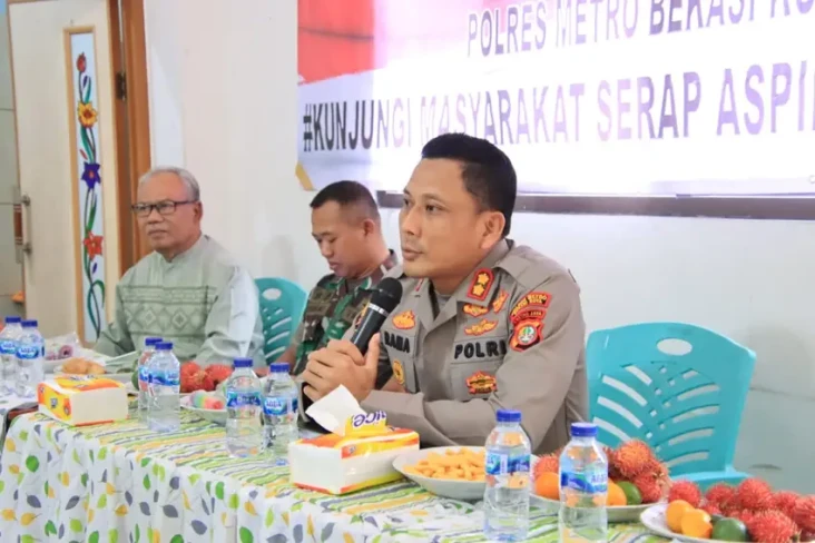 Polisi Intip Kos-kosan...