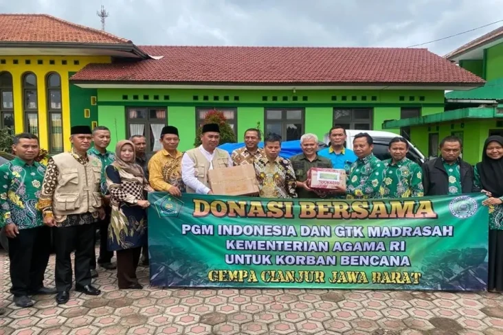 Bantu Guru Terdampak...