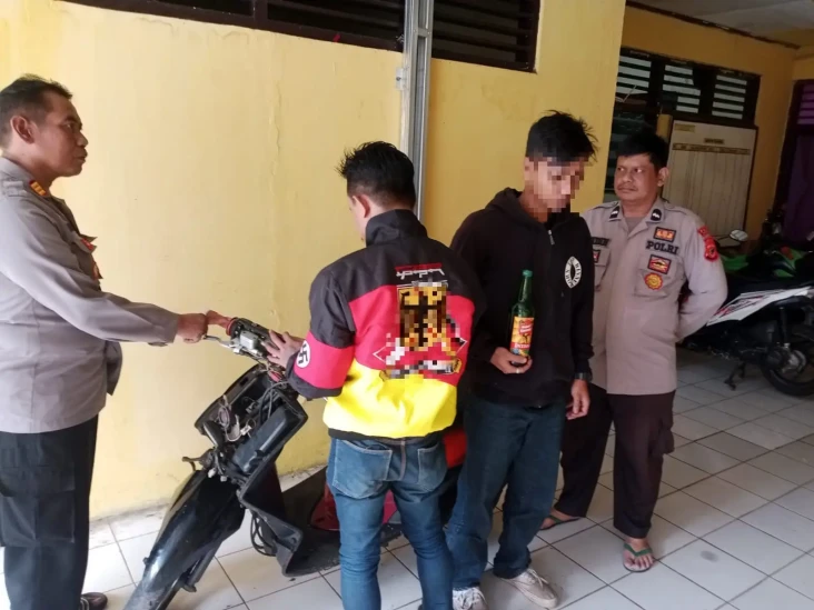 2 Kelompok Geng Motor...