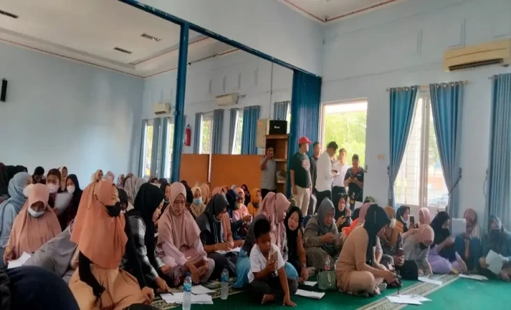 Uang Pesangon Diduga...
