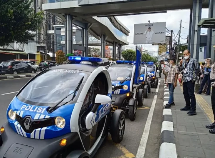 Twizy, Mobil Listrik...