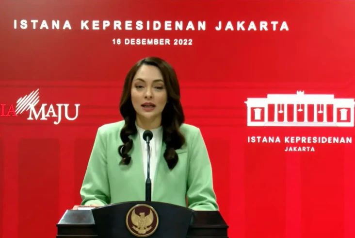Natal dan Tahun Baru,...