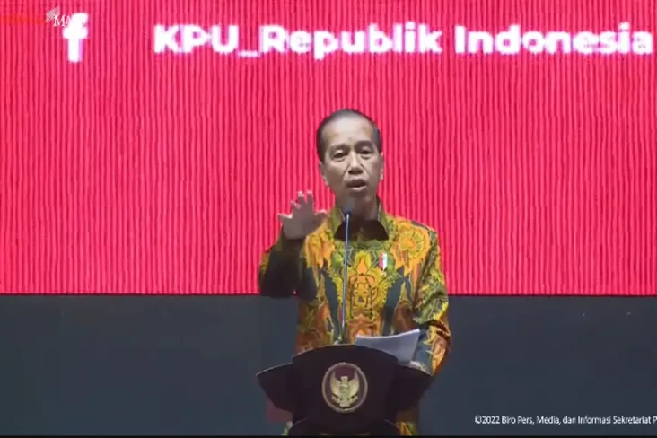 Jokowi Ceritakan Pengalaman...