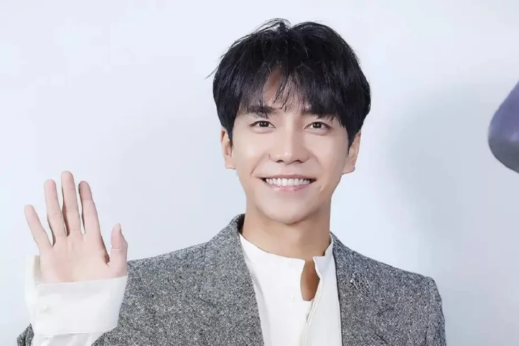 Lee Seung Gi Sumbangkan...