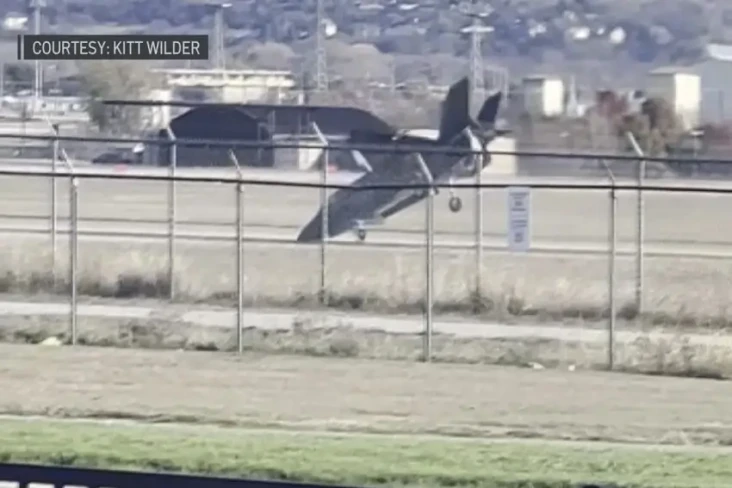 Jet Siluman F-35B AS...