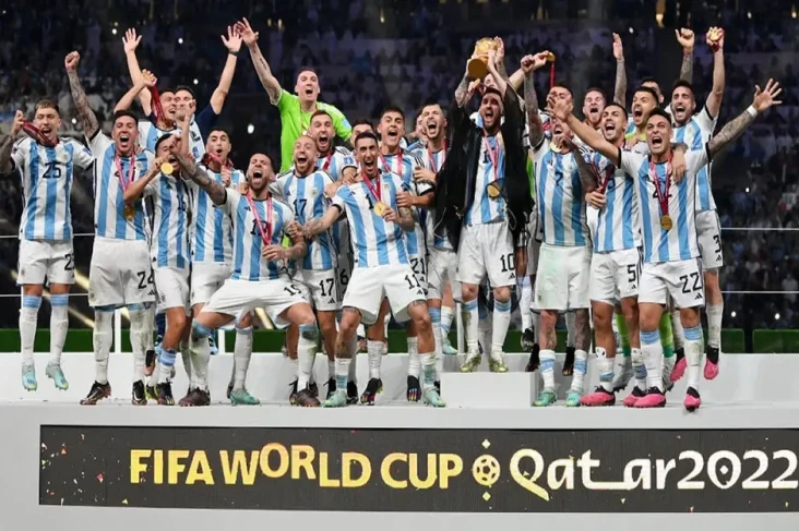 Juara Piala Dunia 2022,...