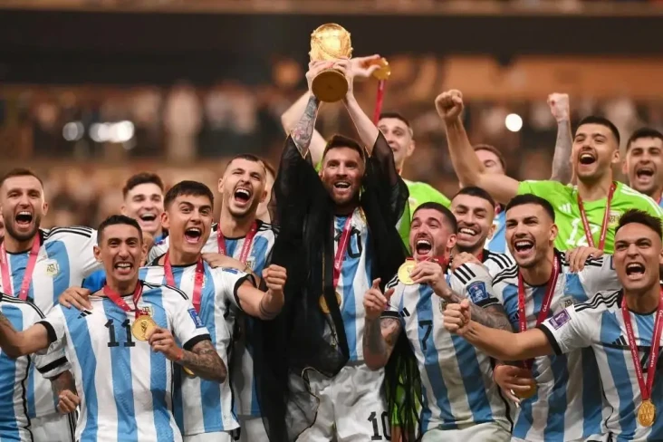 Skuad Argentina Gelar...