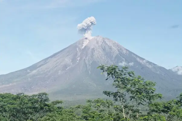 Pascaerupsi, Semeru...