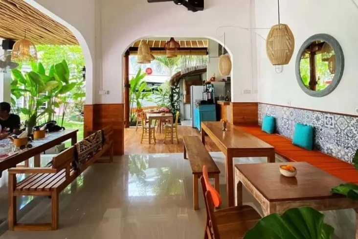 5 Rekomendasi Restoran...