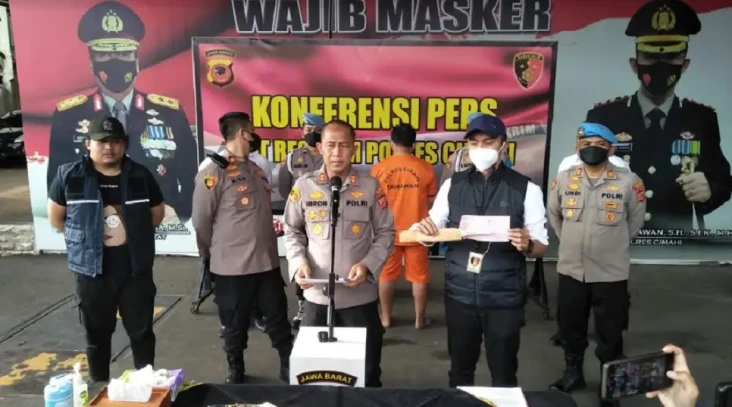 Sadis! Gagal Ajak Bersetubuh,...
