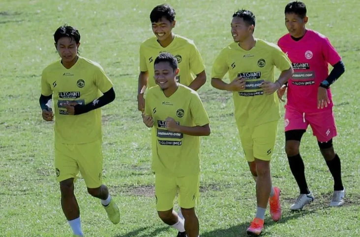 Arema FC vs Madura United:...