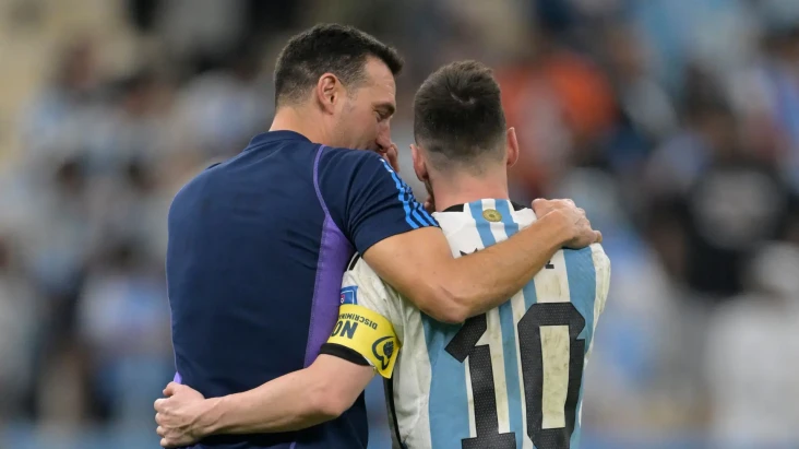Scaloni Ungkap Obrolan...