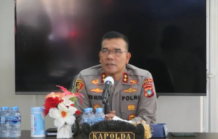 Polda Papua Barat Naikkan...