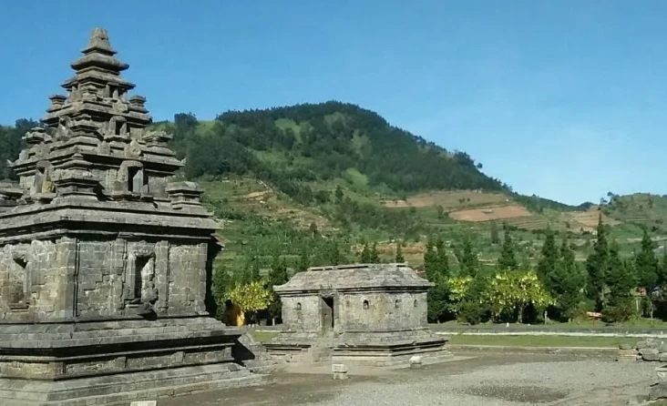 4 Kerajaan Tertua di...