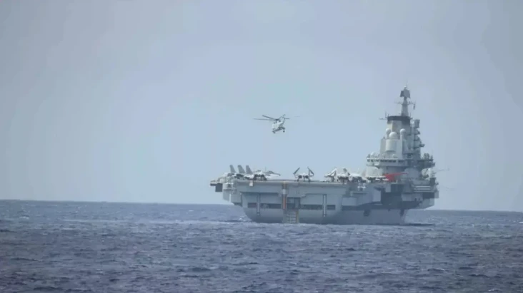 11 Kapal Perang China,...
