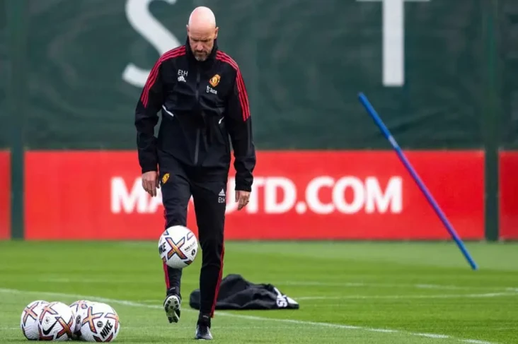 Erik ten Hag Cemas Pemain...