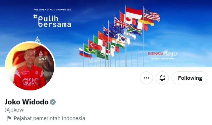 Akun Twitter Jokowi...