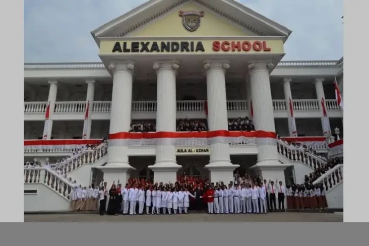 3 Sekolah Islam Unggulan...