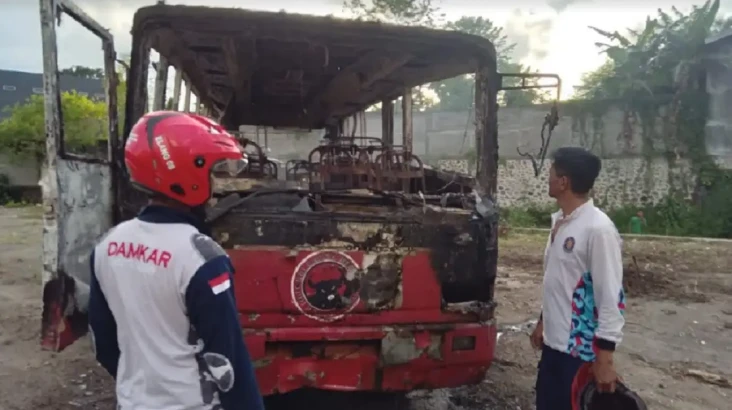 Geger! 2 Bocah SD Bakar...