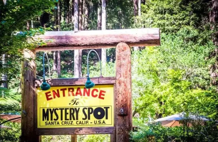 5 Tempat Misterius di...