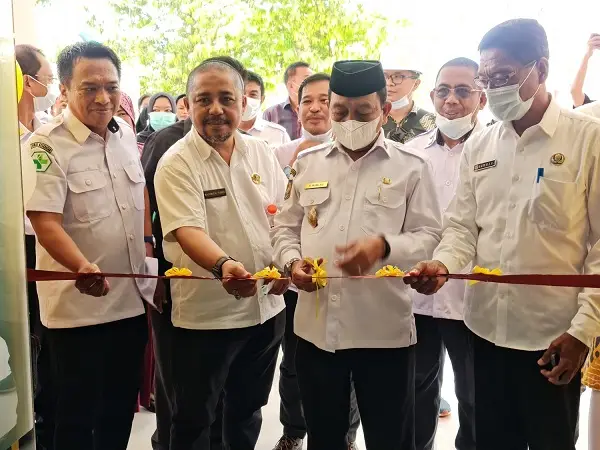 Resmikan Gedung ICCU...