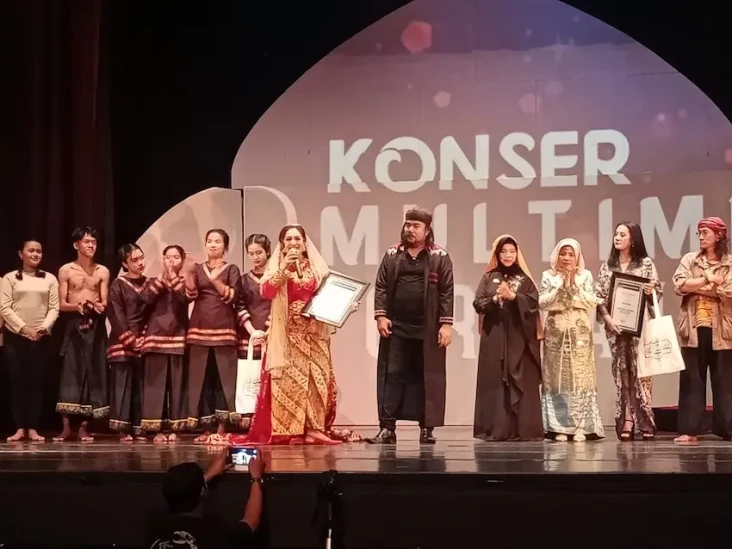 Terlibat di Konser Puisi...