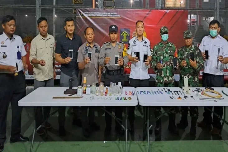 Razia Jelang Nataru,...