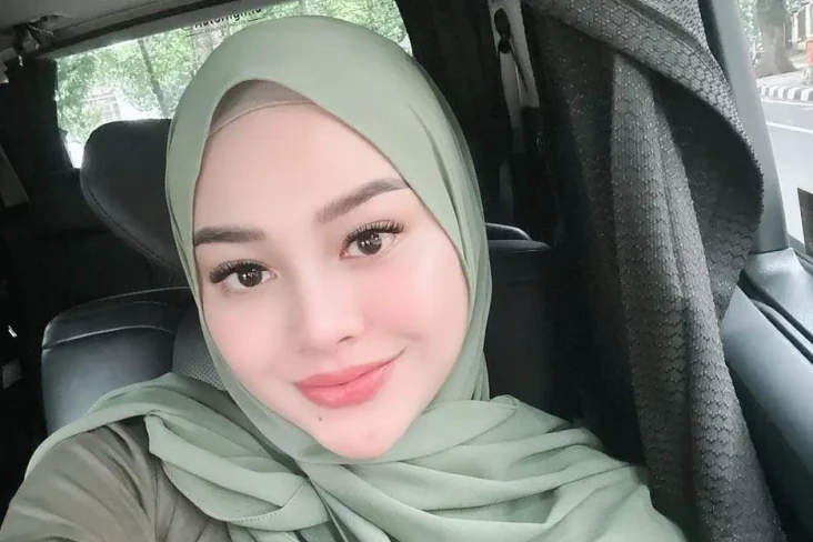 Rayakan Hari Ibu, Aurel...