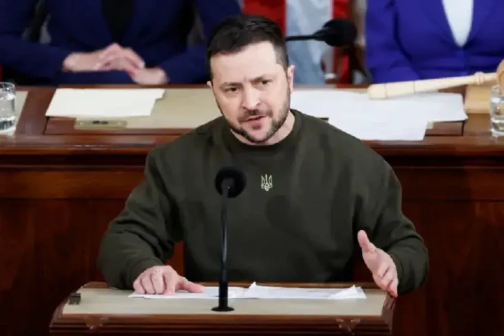 Zelensky Sebut Bantuan...