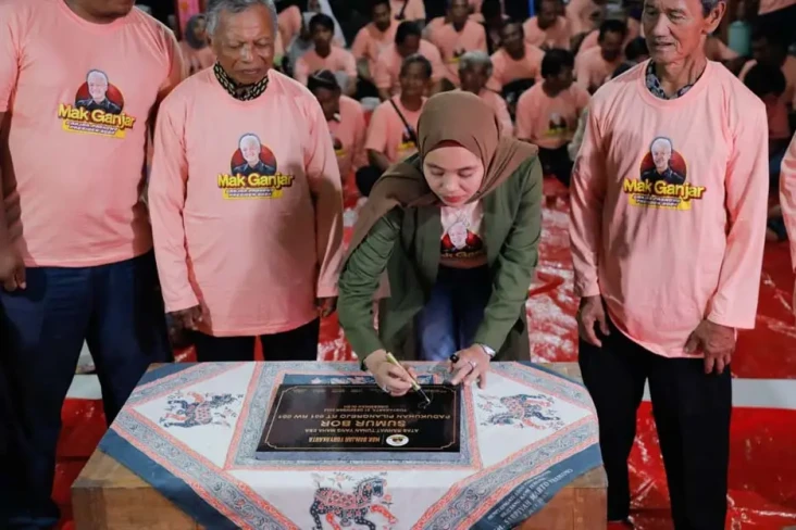 Bantu Warga Dapatkan...