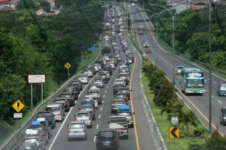 Hari Ini Diprediksi...