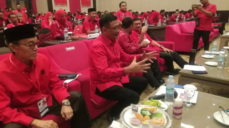 Perkuat Saksi PDIP Sulsel,...