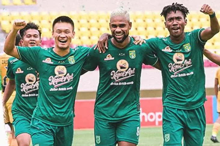 Hasil Liga 1 2022/2023:...
