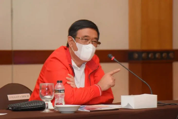 Jokowi Buka Sinyal Reshuffle...