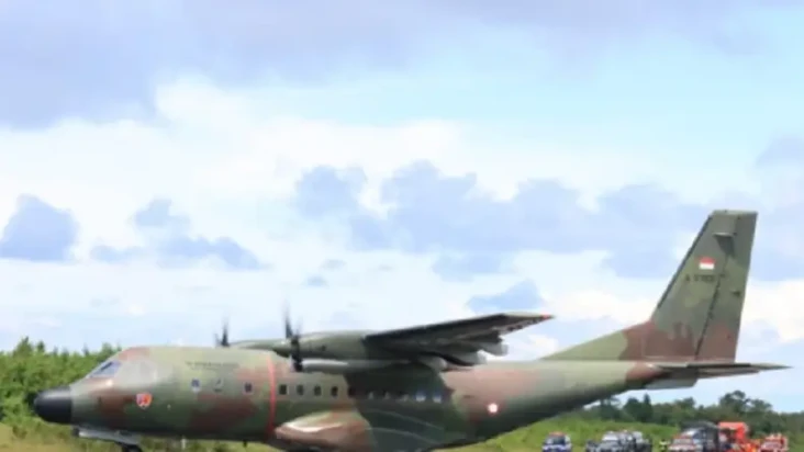 Pesawat TNI AU Tergelincir...